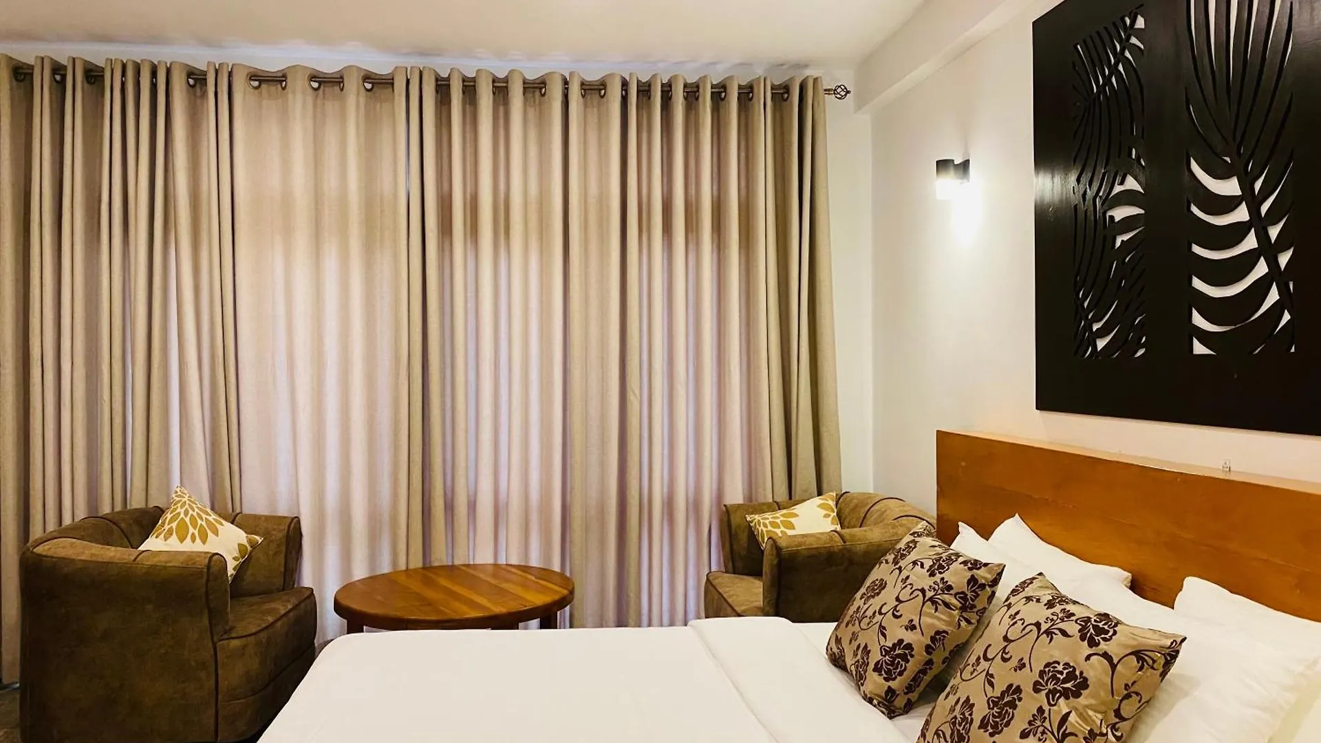 Lodge Avons Residence Hanthana Kandy Sri Lanka
